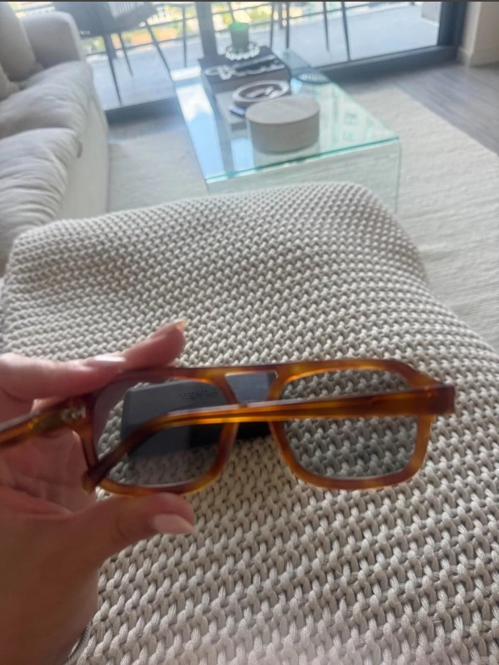 VEHLA Dixie Tort/Graphite sunglasses